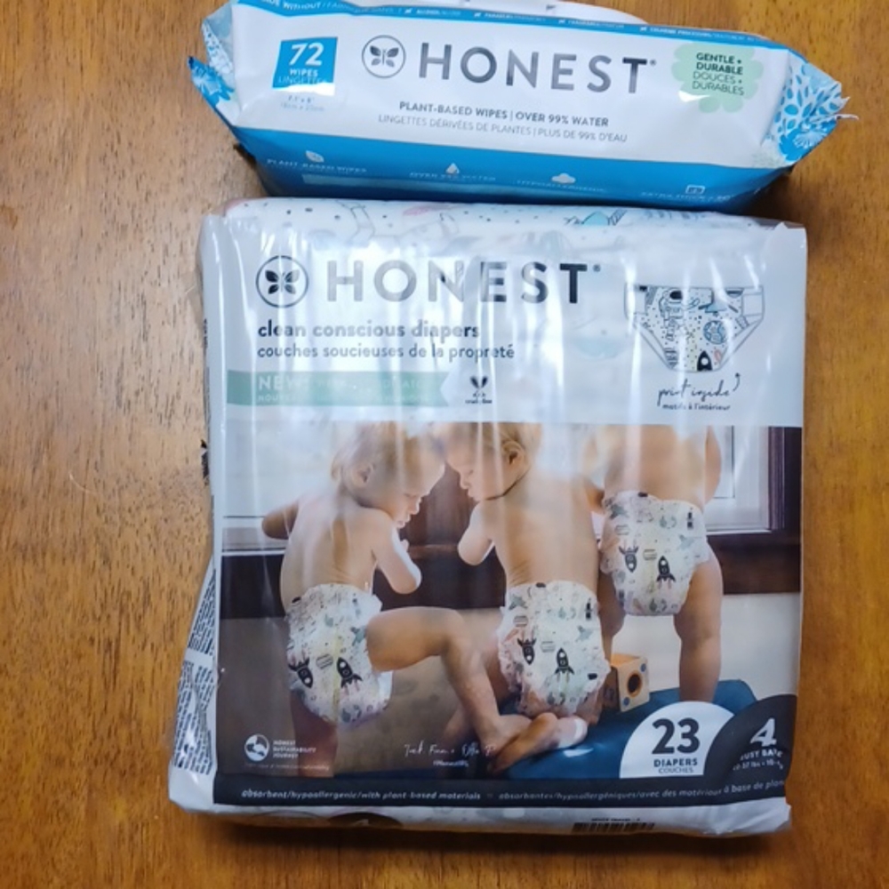 HONEST diapers & wipes